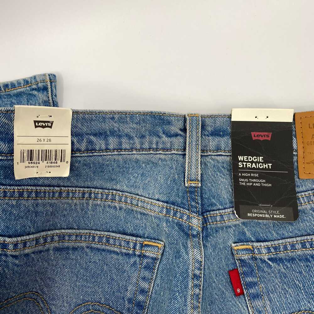 Levi’s Light Wash Wedgie Straight Leg Jeans | Women’s 26 Regular - Picture 5 of 8